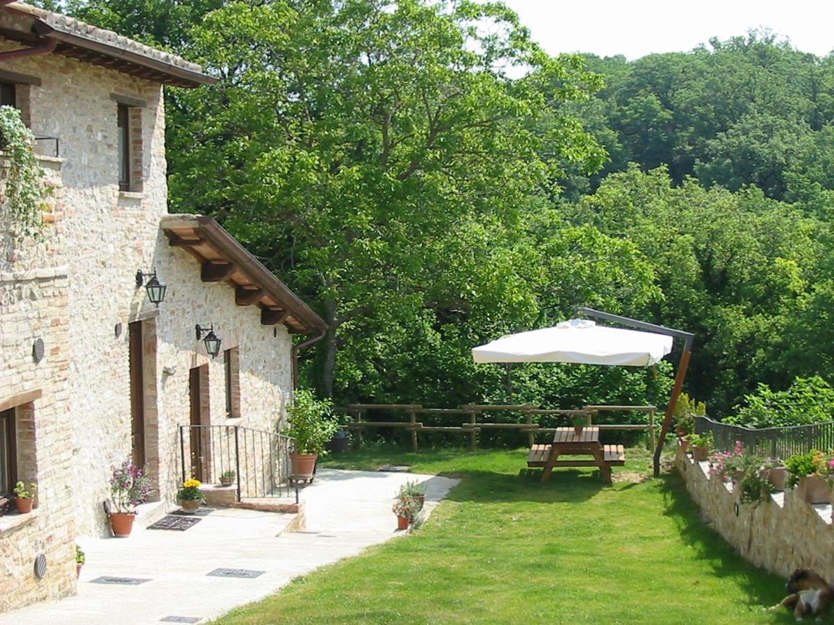 Girasole - Agriturismo Fogliani Giano dellʼUmbria المظهر الخارجي الصورة
